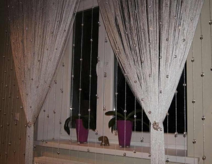 Как вешаются нитяные шторы. Нитяные шторы — как повесить и правильно ухаживать за особо стильными занавесками (103 фото)