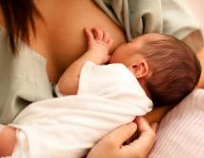 Можно ли кормить грудью во время болезни. Что делать кормящей маме при простуде и можно ли кормить ребенка грудью во время болезни? Средства от простуды