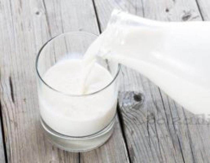 Горячее молоко с медом: лучшие народные рецепты. Молоко с медом на ночь польза и вред