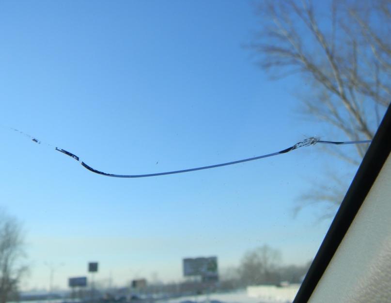 Как убрать трещины на стекле автомобиля. Как убрать трещину на стекле: полезные советы