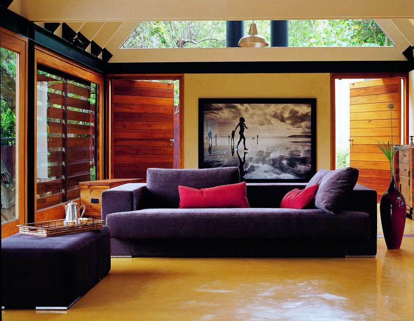 Дизайн гостиной диван в центре комнаты посередине. Как правильно расставить мебель в гостиной, советы специалистов