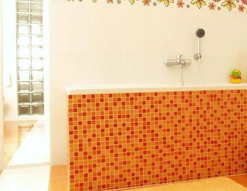 Оранжевая мозаика в ванной. Оранжевая плитка