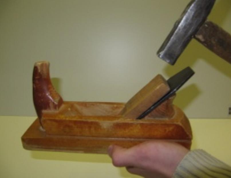Как установить нож в мясорубку электрическую. Как правильно установить нож в мясорубку Мулинекс? Из чего состоит мясорубка и каково назначение деталей