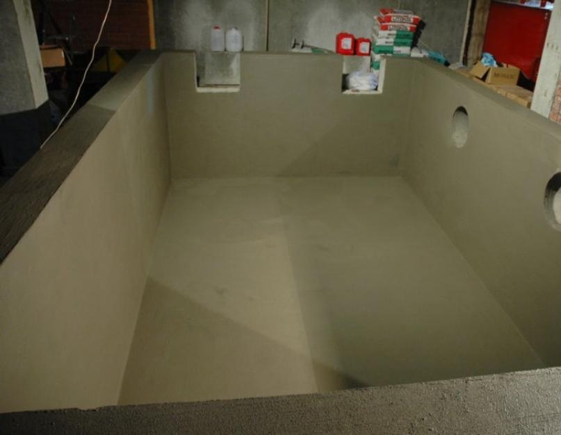 Чем обработать бетонный бассейн до штукатурки. Описание и
технологические свойства материалов