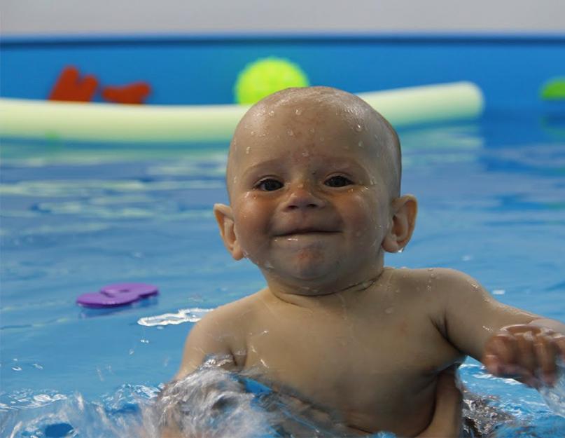 Обучение плаванию малышей в бассейне. Курс Грудничковое плавание: обучение инструкторов