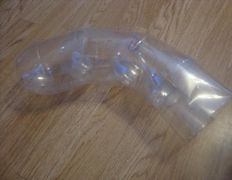 Поделки из пластиковых бутылок змей горыныч. Поделки из монтажной пены
