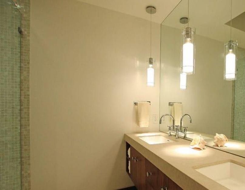 Потолок навесной в ванной комнате интересные светильники. Светильники в потолок в ванной — лучшие встраиваемые и подвесные современные идеи (75 фото)