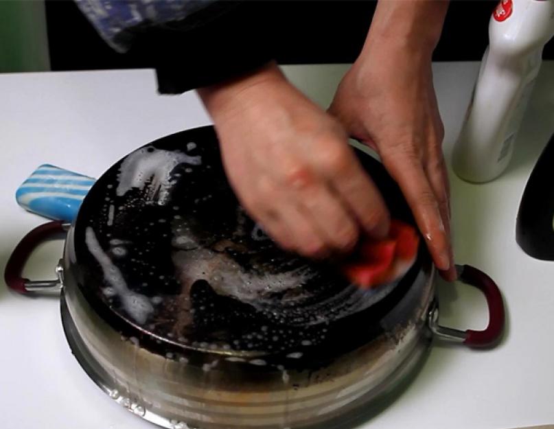 Como limpiar las ollas quemadas
