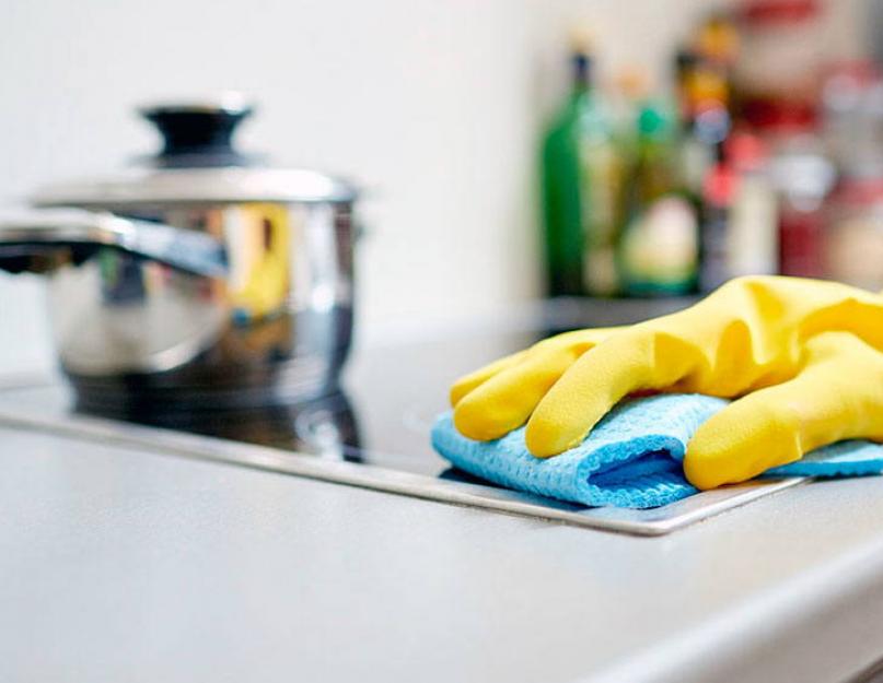 Чистка кухни. Как отмыть кухонную мебель