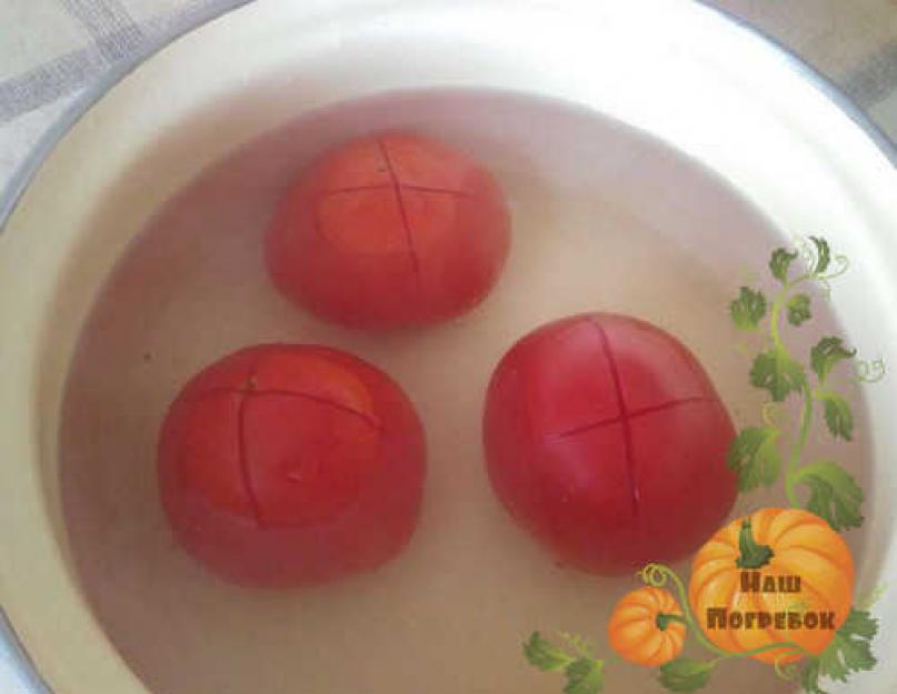 Резаные малосольные помидоры быстрые вес. Малосольные помидоры с чесноком и зеленью: быстрые рецепты